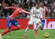 开云体育入口-关于欧洲联赛争夺焦点纷呈，胜负乃球迷瞩目之事的信息