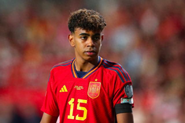 包含西班牙队取得关键胜利!欧预赛榜首之争激烈的词条 包含西班牙队取得关键胜利!欧预赛榜首之争激烈的词条