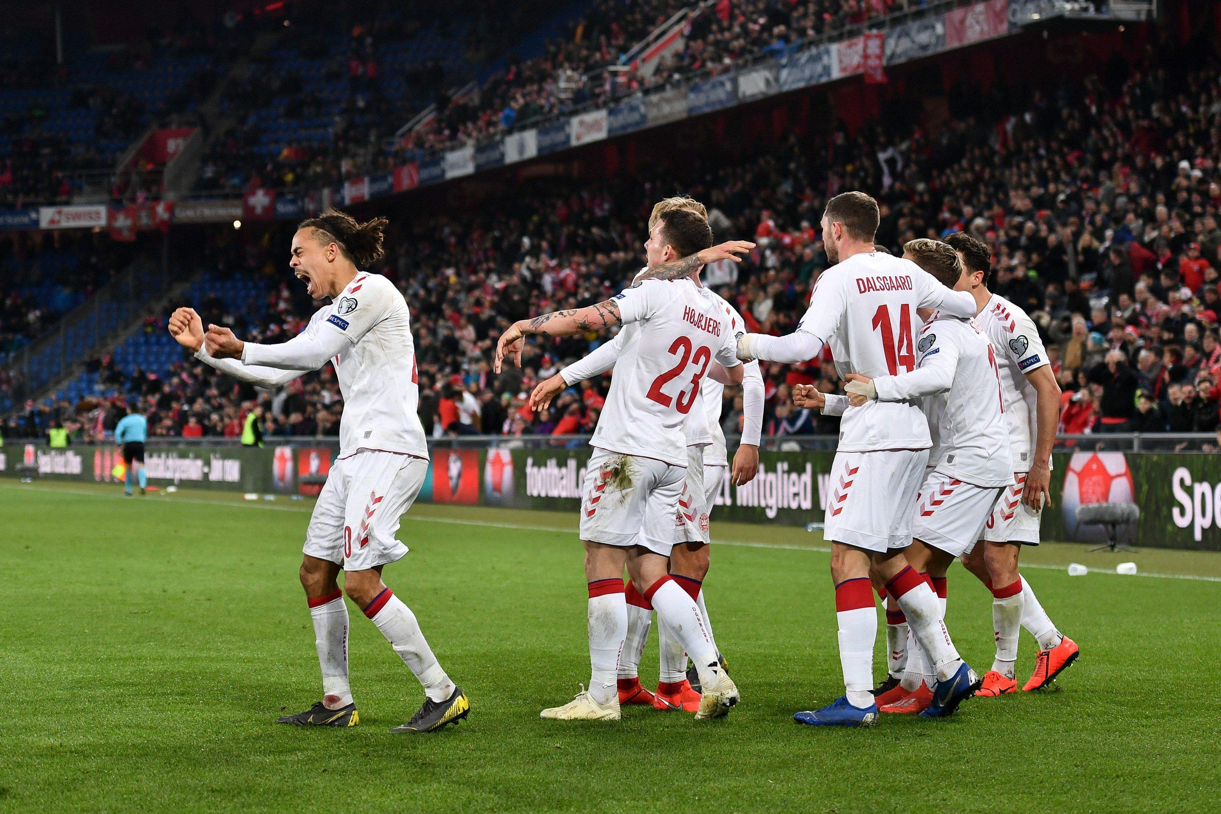 包含战力对比挑战束缚,欧预赛疯狂热议!的词条 包含战力对比挑战束缚,欧预赛疯狂热议!的词条