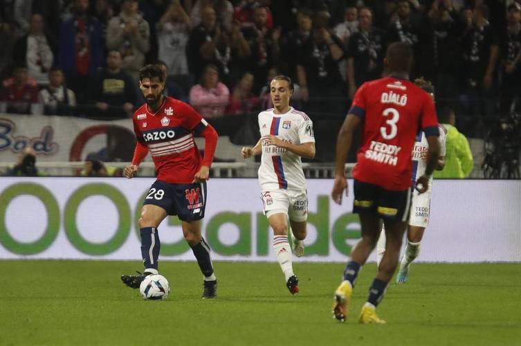 昂热客场不敌梅斯,遭遇三连败 昂热客场不敌梅斯,遭遇三连败