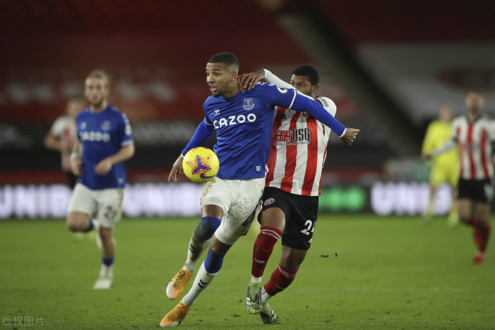 弗雷堡豪取三分，球员表现出色