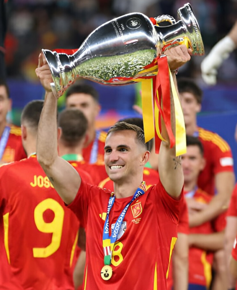 欧洲球员斩获世界杯MVP,登上巅峰荣誉 欧洲球员斩获世界杯MVP,登上巅峰荣誉