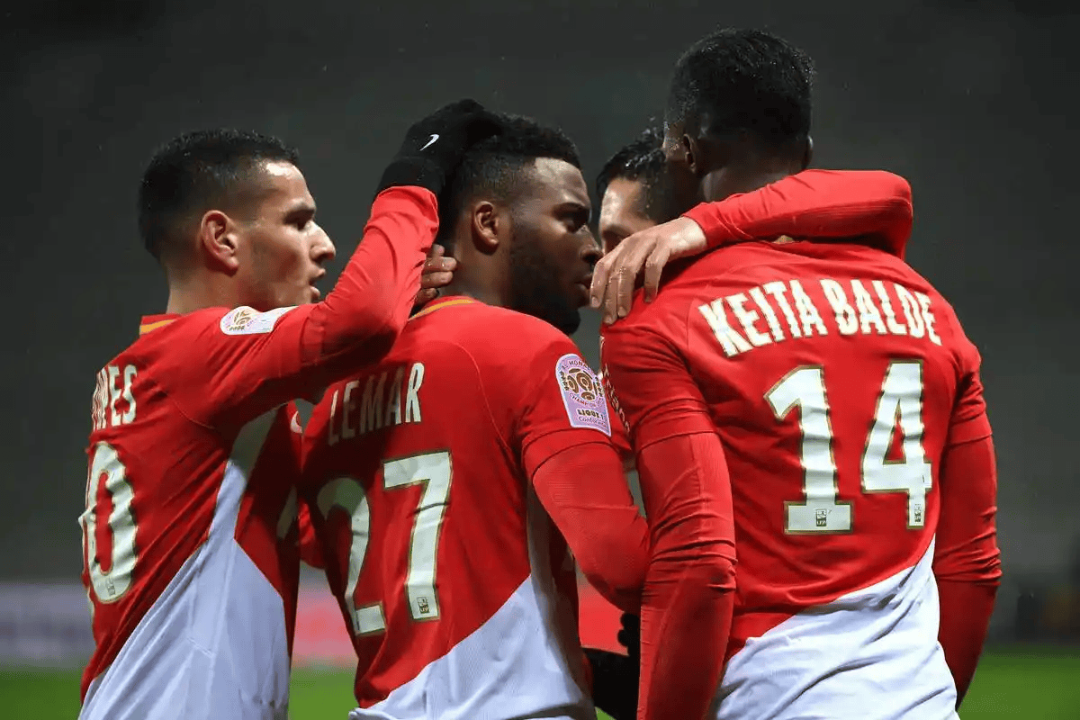 摩纳哥将在客场对决里昂,成败难料!的简单介绍 摩纳哥将在客场对决里昂,成败难料!的简单介绍