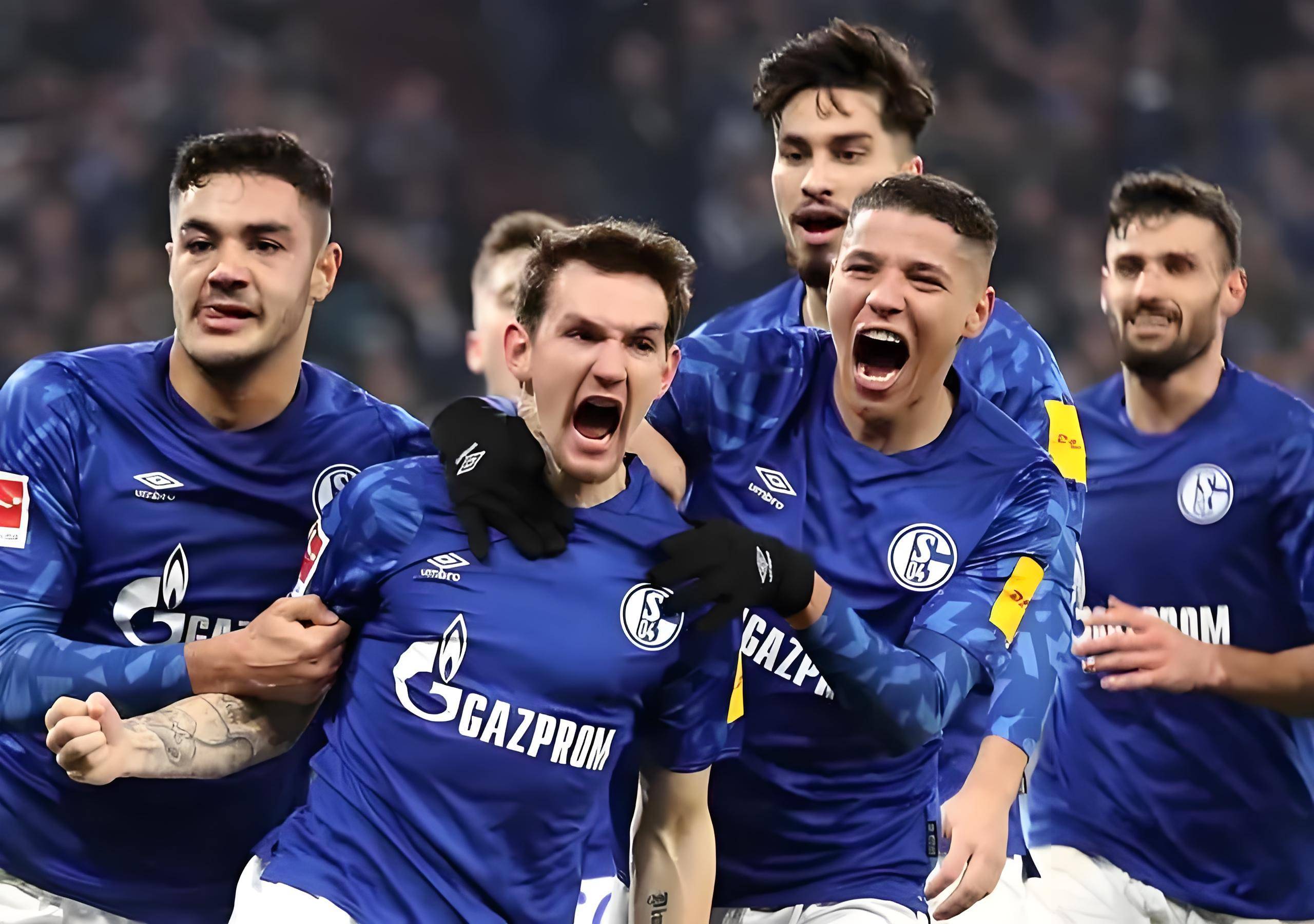 曼城轻松击败门兴,晋级八强成为热门 曼城轻松击败门兴,晋级八强成为热门