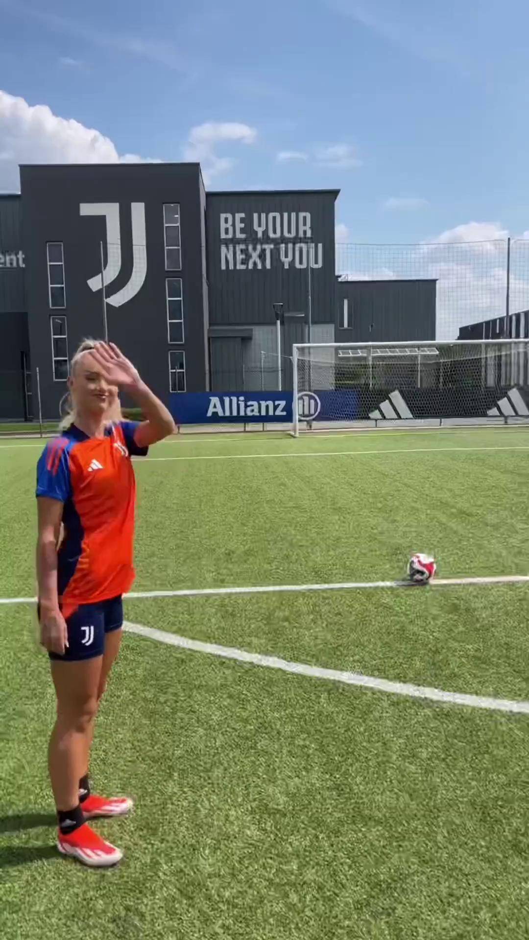 尤文图斯客场逆转,取得宝贵三分 尤文图斯客场逆转,取得宝贵三分