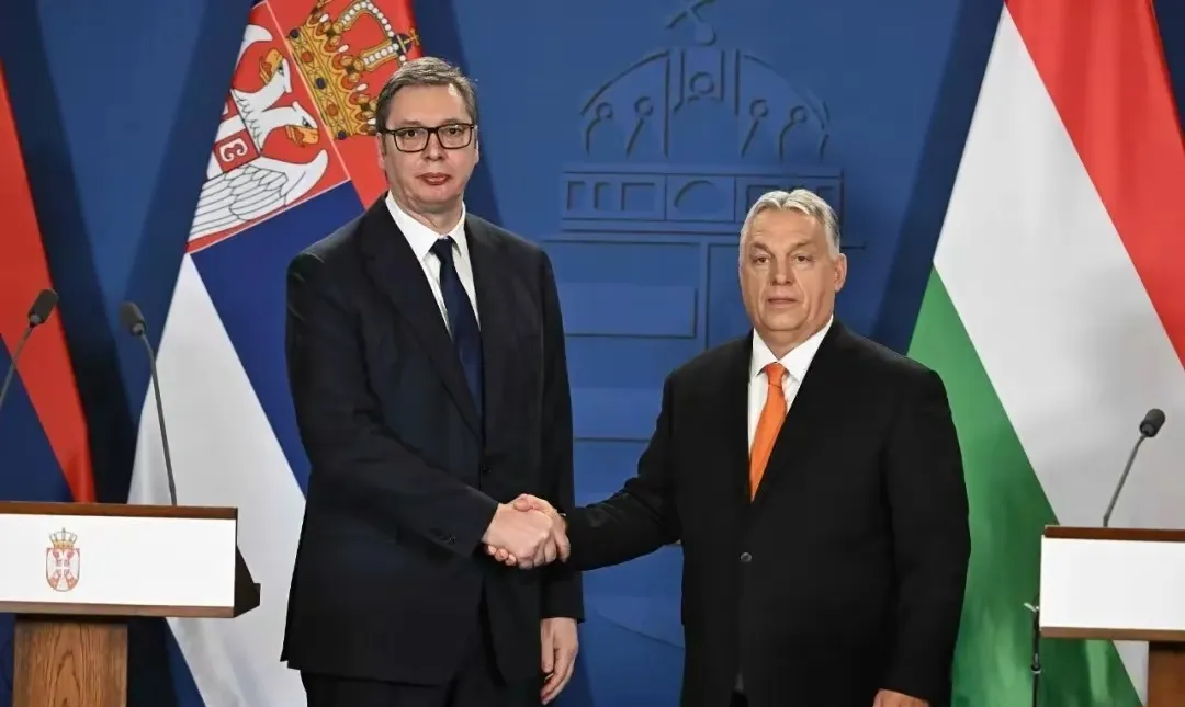 包含匈牙利前锋神秘受伤,备战巴尔干球队的词条 包含匈牙利前锋神秘受伤,备战巴尔干球队的词条