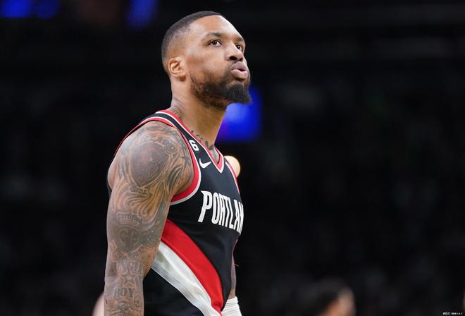 开拓者主场取得连胜,利拉德主攻破敌 开拓者主场取得连胜,利拉德主攻破敌