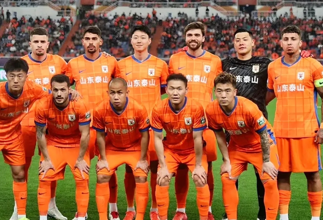 中场控制力出色,帮助球队占据场上优势的简单介绍 中场控制力出色,帮助球队占据场上优势的简单介绍