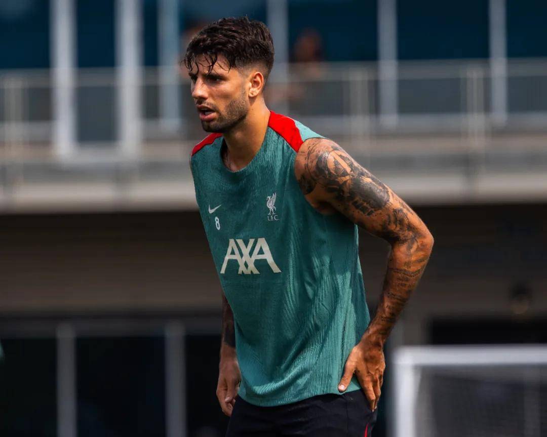 利物浦连续胜利后信心大增,冲击冠军 利物浦连续胜利后信心大增,冲击冠军