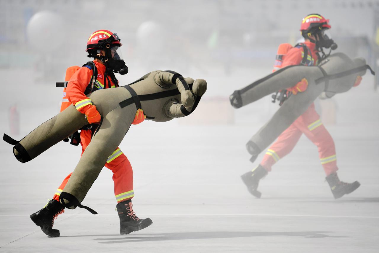 比赛全程胜负胜利,双方角逐各展所长的简单介绍 比赛全程胜负胜利,双方角逐各展所长的简单介绍