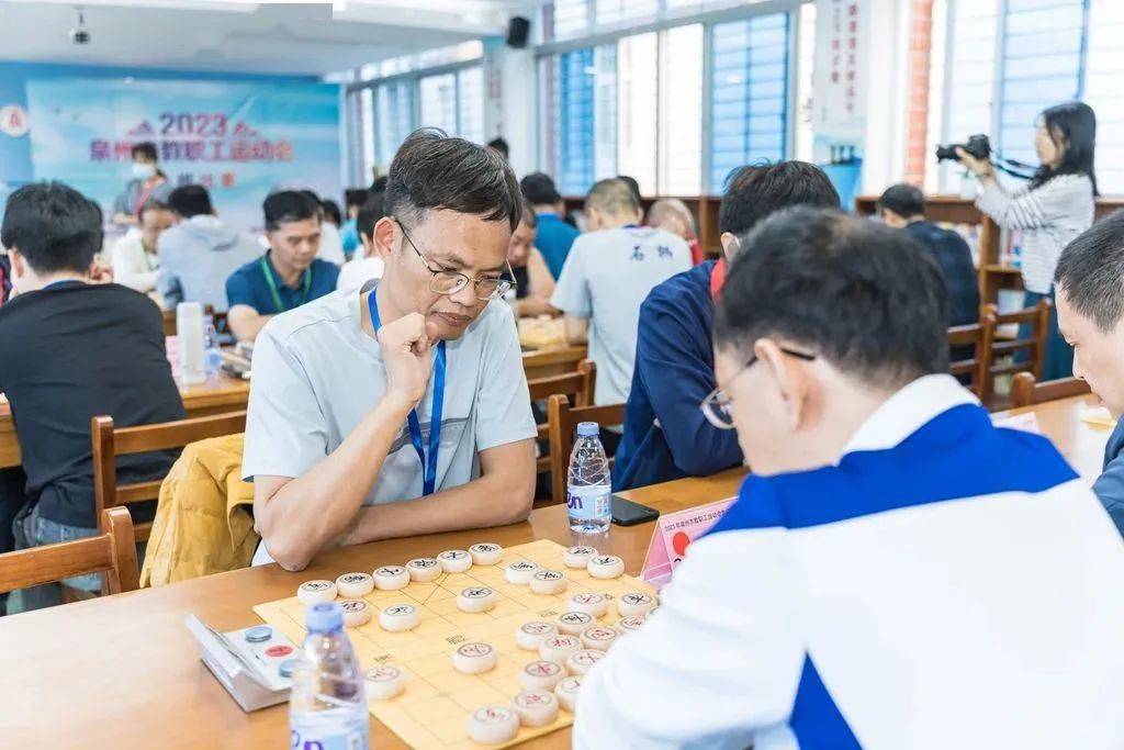 比赛全程胜负胜利,双方角逐各展所长的简单介绍 比赛全程胜负胜利,双方角逐各展所长的简单介绍