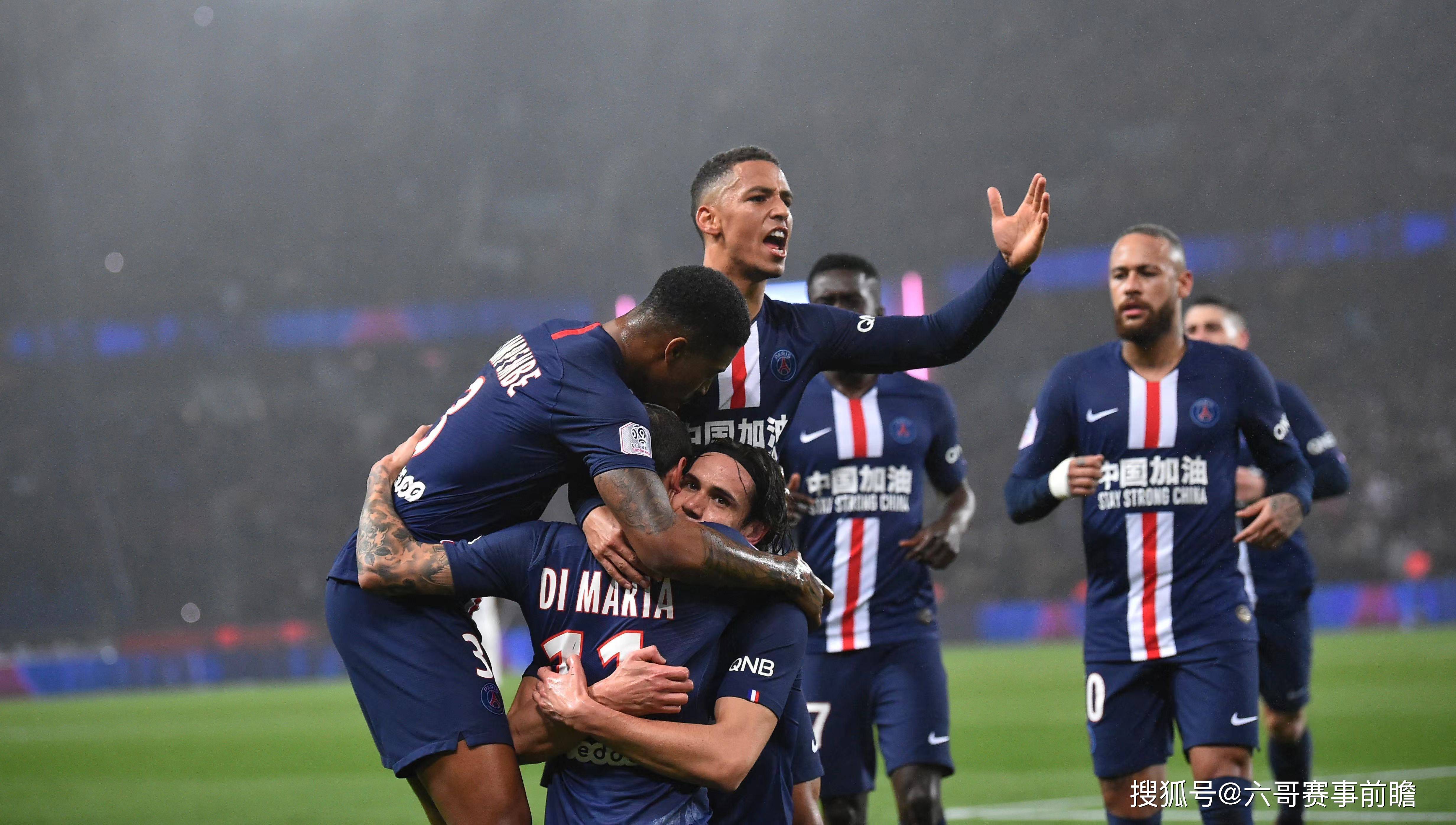 法国队在主场比赛中遭遇失败 法国队在主场比赛中遭遇失败