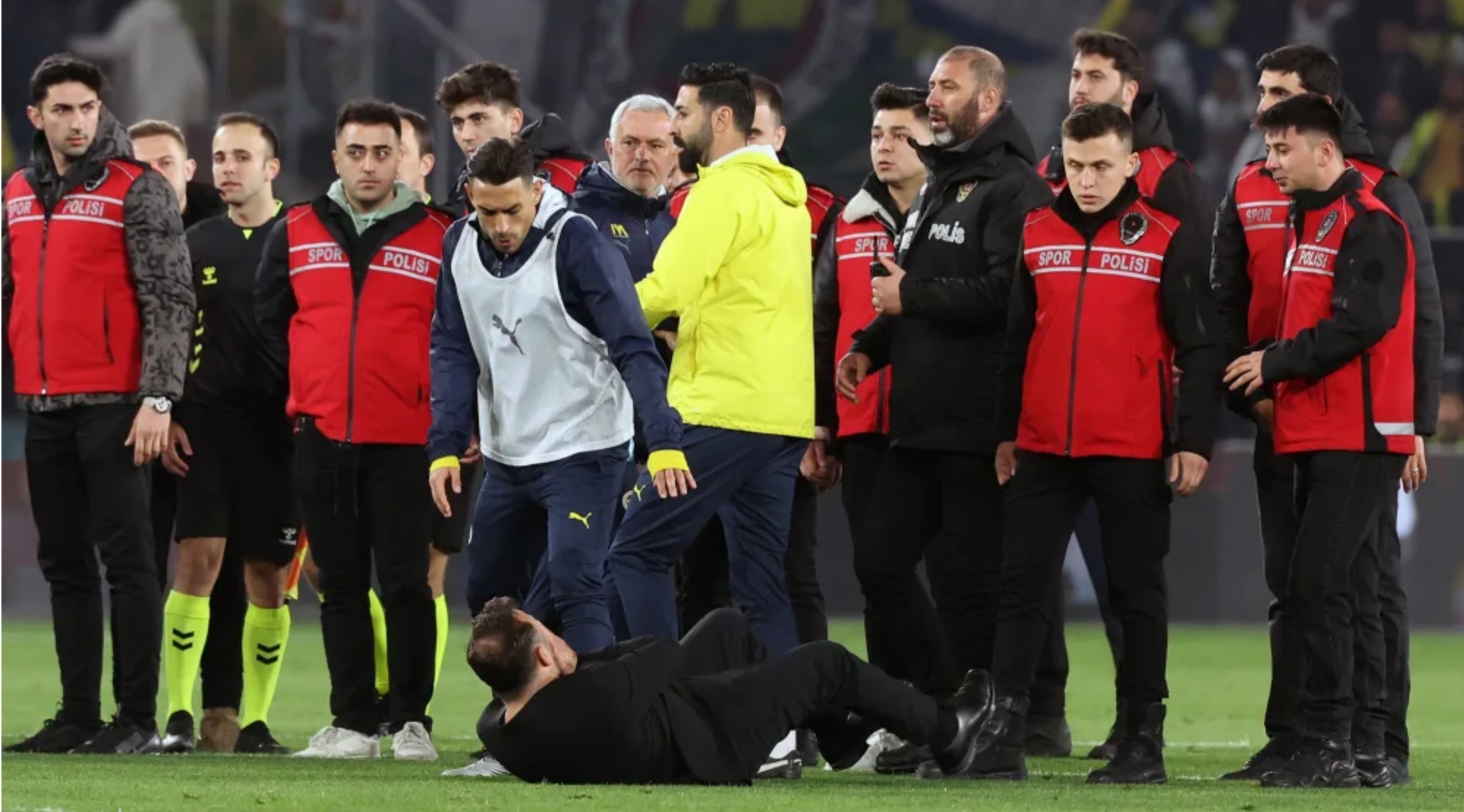 包含奥地利队惨遭土耳其绝杀,前途堪忧的词条 包含奥地利队惨遭土耳其绝杀,前途堪忧的词条