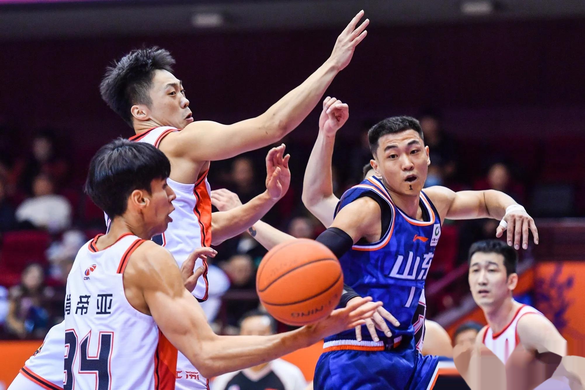 山西队在主场轻松获胜,展现出强大实力的简单介绍 山西队在主场轻松获胜,展现出强大实力的简单介绍