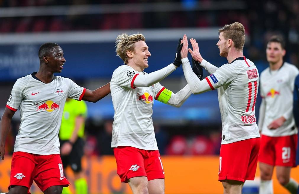 莱比锡红牛欲在主场对阵斯图加特,赢下比赛的简单介绍 莱比锡红牛欲在主场对阵斯图加特,赢下比赛的简单介绍