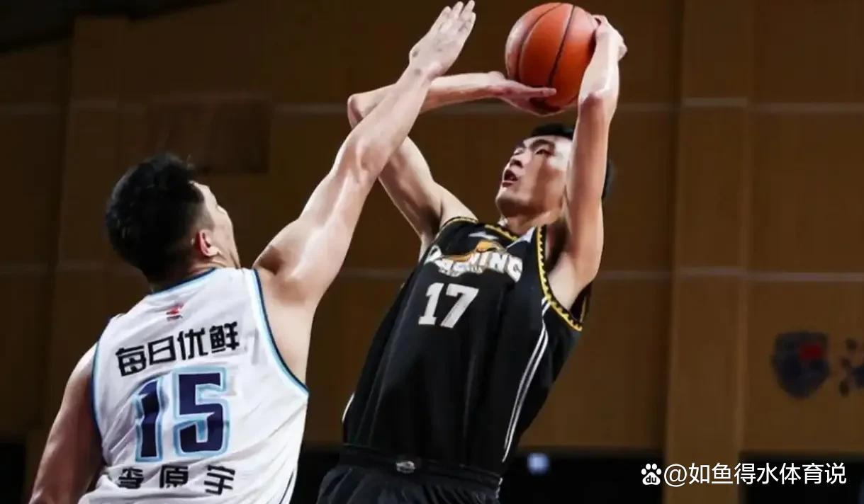 辽宁男篮多点开花战胜青岛队 辽宁男篮多点开花战胜青岛队