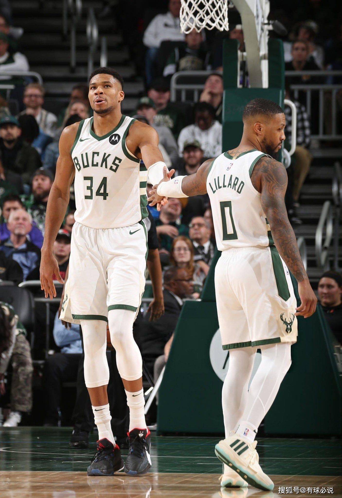 雄鹿击败马刺,字母哥进攻端亮眼的简单介绍 雄鹿击败马刺,字母哥进攻端亮眼的简单介绍