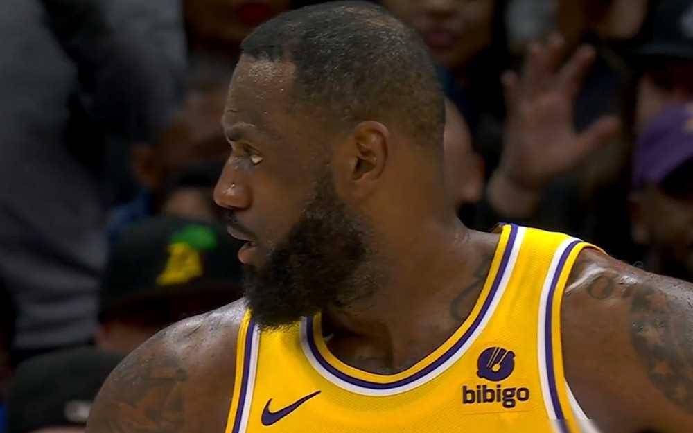 湖人逆转快船,詹皇轰37分 湖人逆转快船,詹皇轰37分